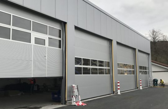 Fahrzeughalle auf dem Gelände der Kläranlage Hennef